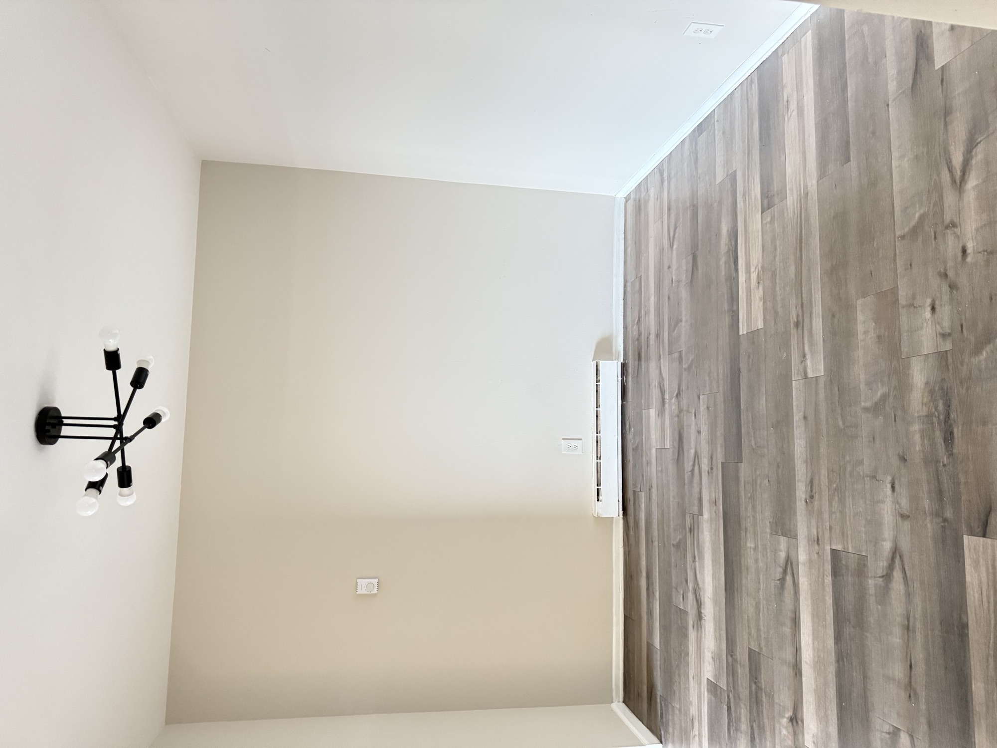2 Bedroom at 305 N. Robinson Circle