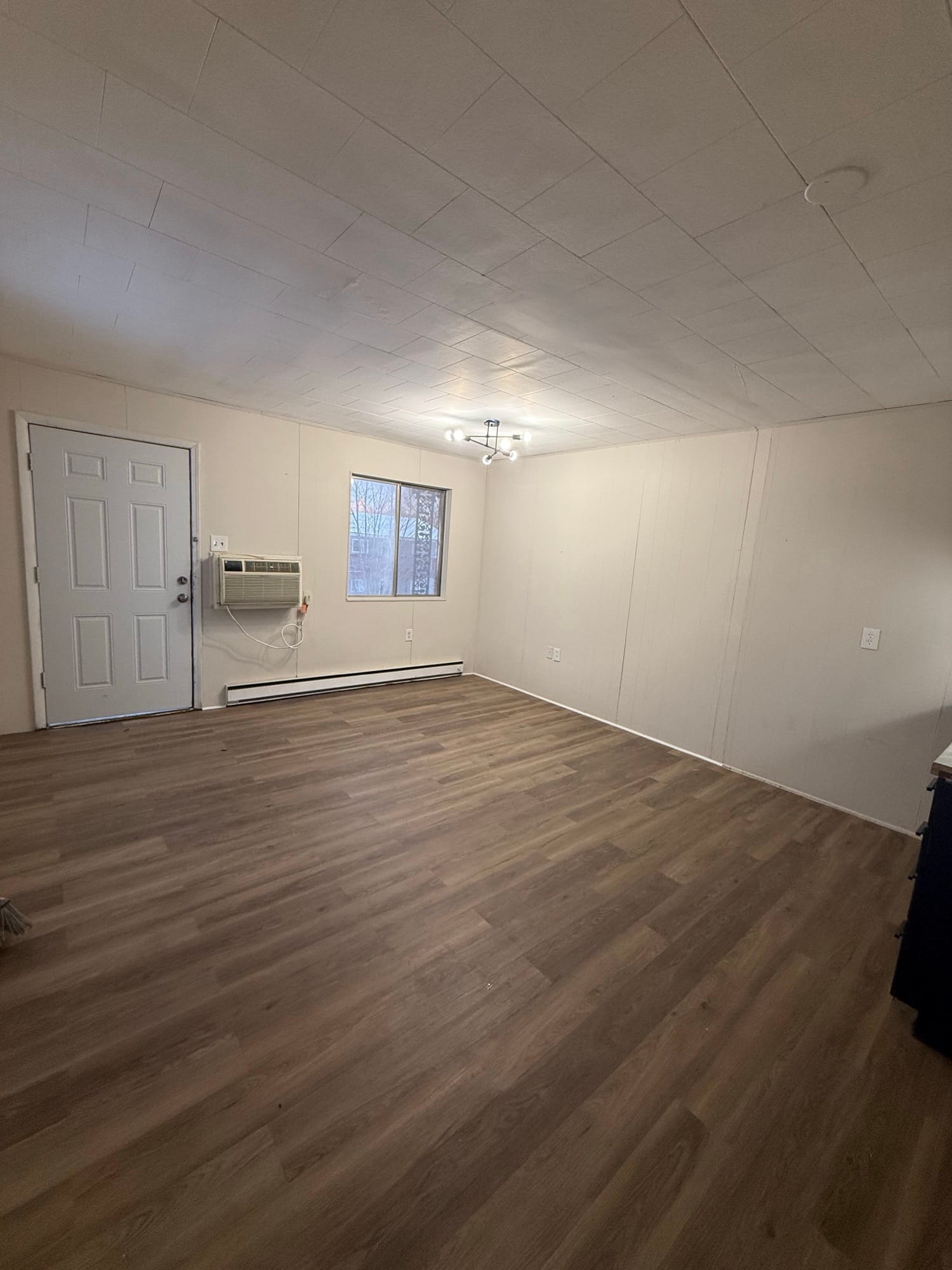 Apartment interior at 509 S. Wall St, Carbondale IL