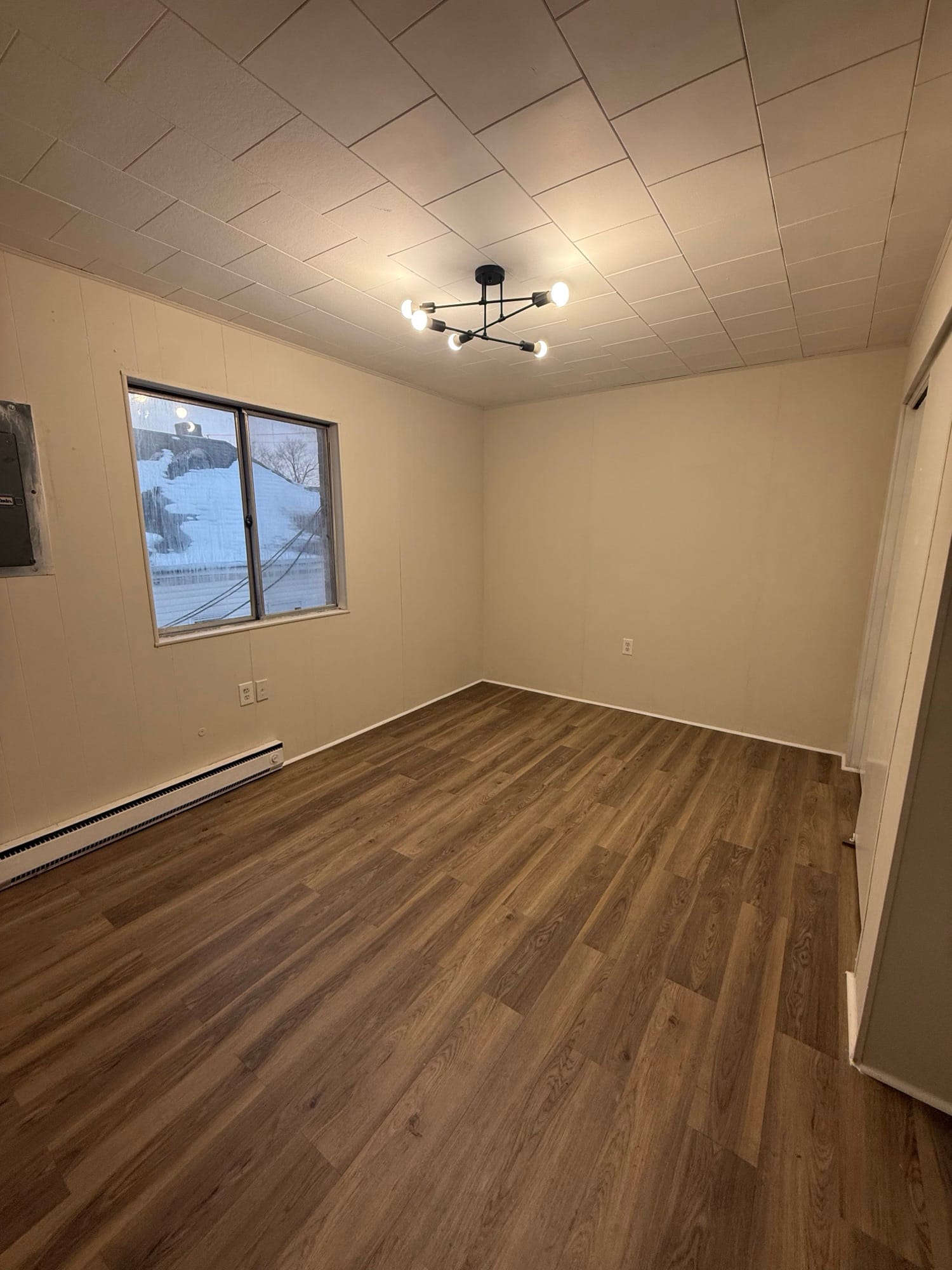 Apartment interior at 509 S. Wall St, Carbondale IL