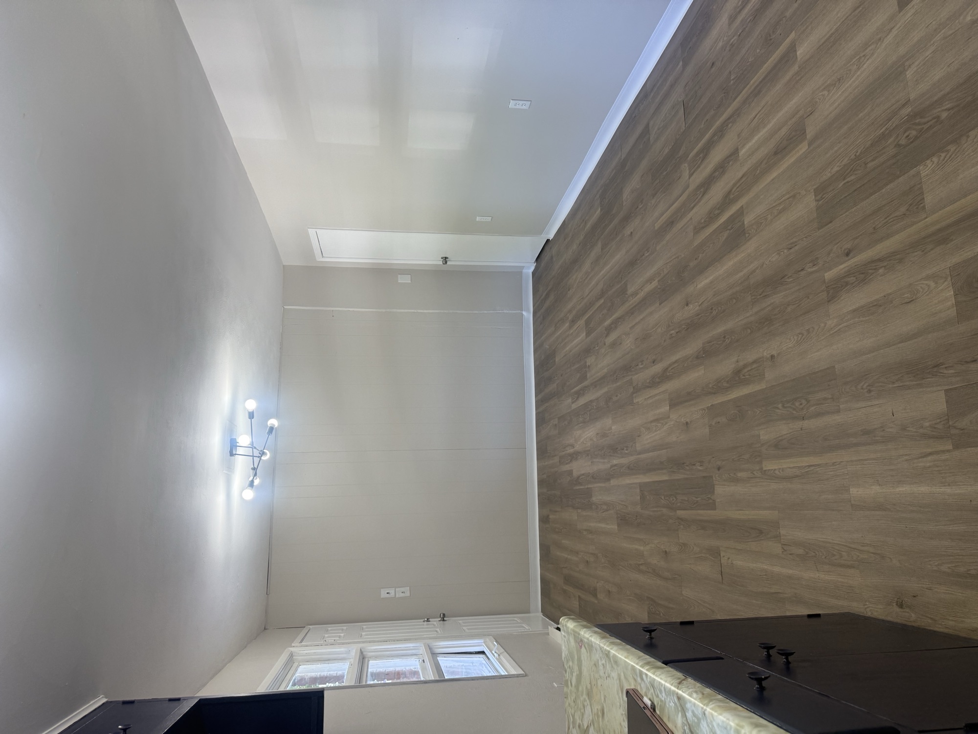 2 Bedroom at 516 S. Poplar St